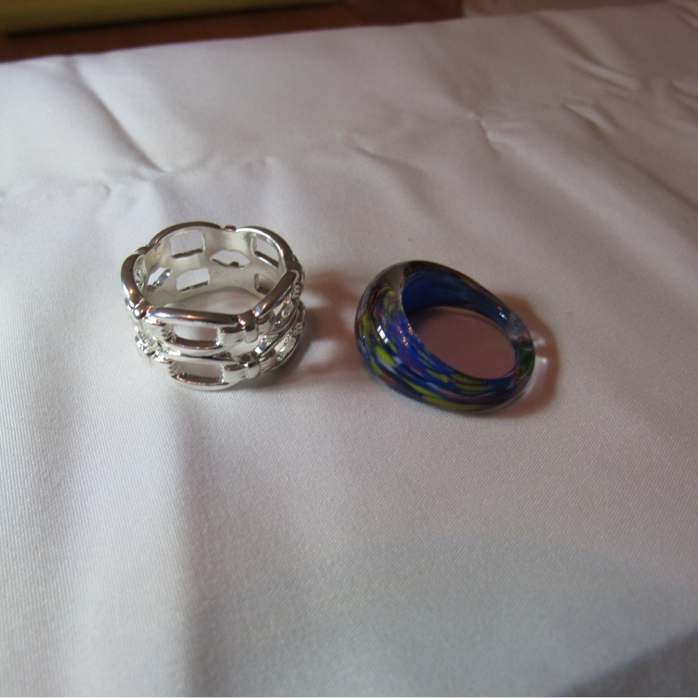 2 Fun Rings - Picture 2 of 2